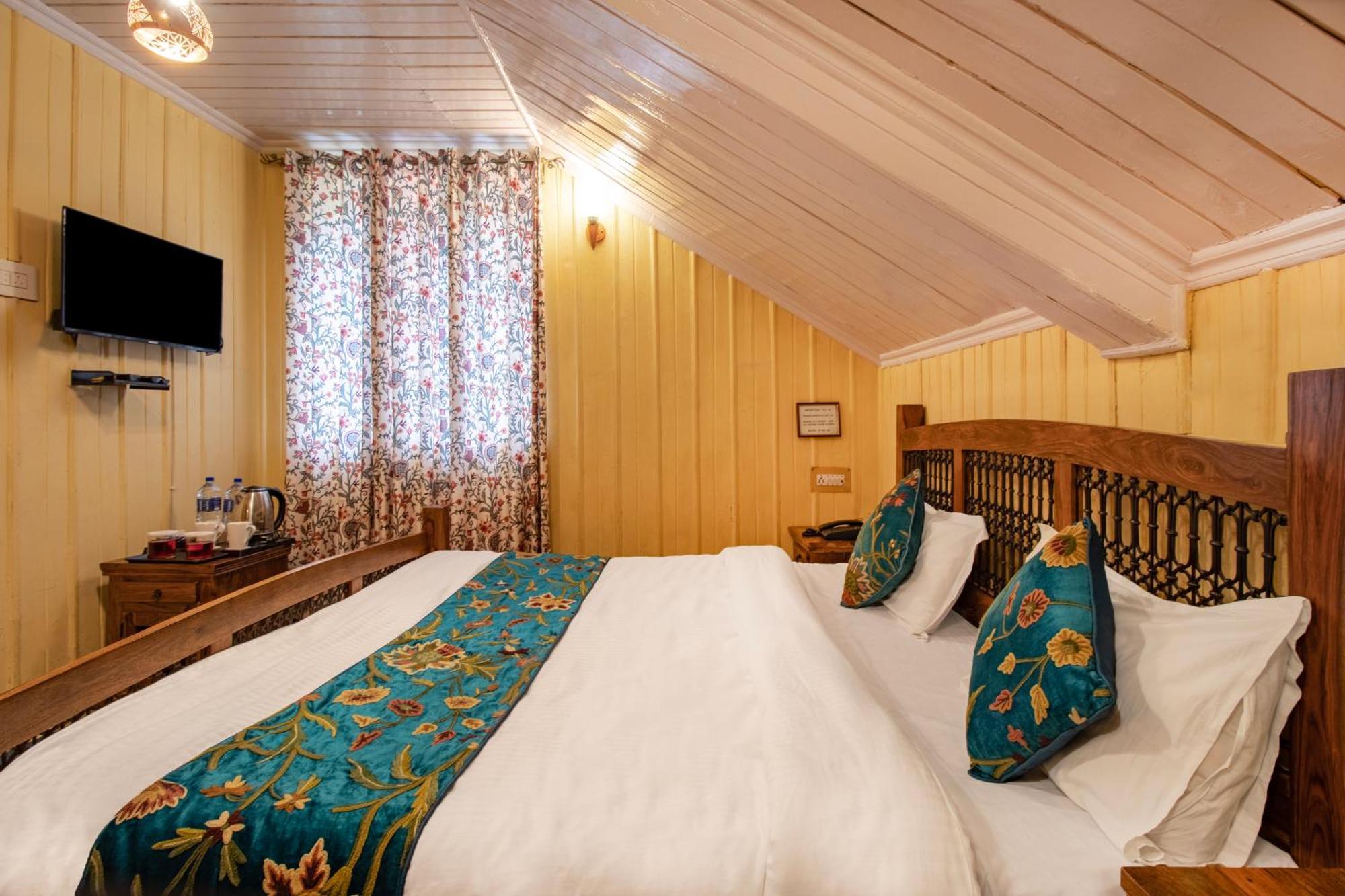 Pahalgām Hotel Little Silver מראה חיצוני תמונה
