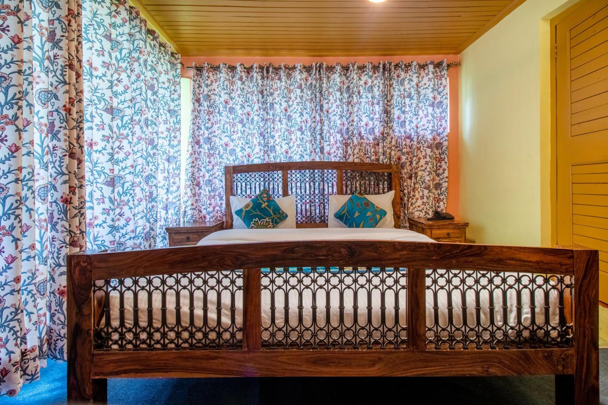 Pahalgām Hotel Little Silver מראה חיצוני תמונה