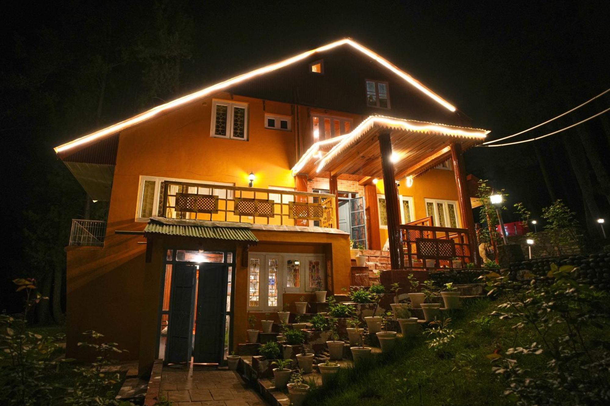 Pahalgām Hotel Little Silver מראה חיצוני תמונה