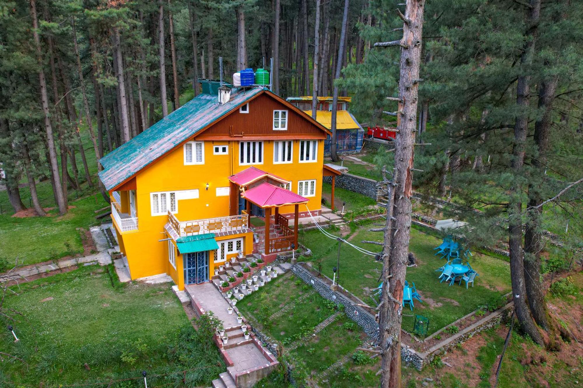 Pahalgām Hotel Little Silver מראה חיצוני תמונה